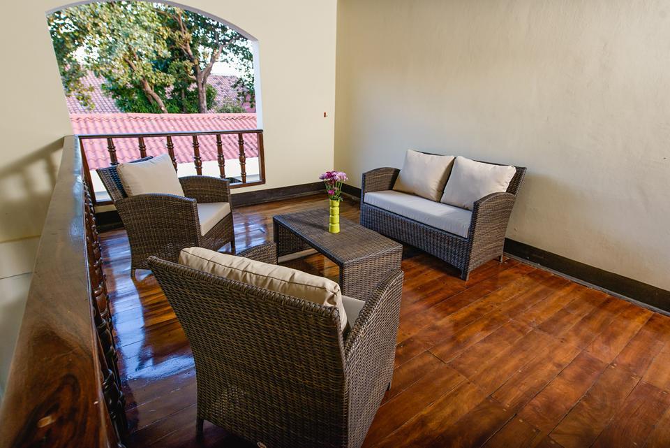 Hotel Flor De Sarta León Extérieur photo