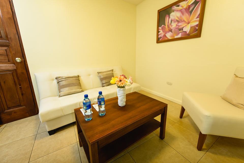 Hotel Flor De Sarta León Chambre photo